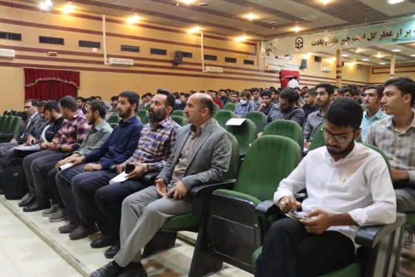 کارگاه پیشگیری از آسیب های اجتماعی در واحد شهید مطهری شیراز برگزار گردید.
 7