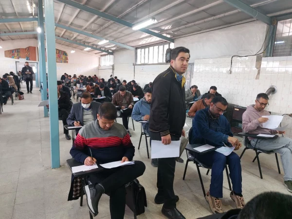 آزمون مهارت آموزان پودمان سری یازدهم آموزگار ابتدایی و استثنایی برادران در سالن امتحانات واحد شهید مطهری شیراز برگزار شد. 6