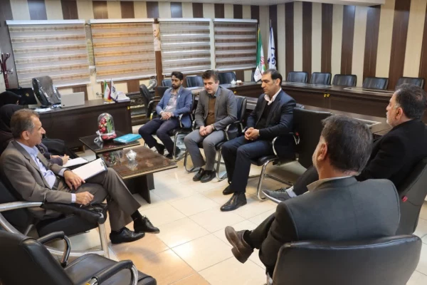 حضور هیئت نظارت ارزیابی و تضمین کیفیت علوم، تحقیقات و فناوری استان فارس در واحد شهید مطهری شیراز
 4