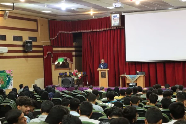 مراسم گرامیداشت روز روانشناس و مشاور با حضور دانشجویان رشته مشاوره و امور تربیتی دانشگاه فرهنگیان فارس و مسئولین محترم دانشگاه فرهنگیان فارس در روز سه شنبه مورخ ۹ اردیبهشت ماه ۱۴۰۴ در سالن اجتماعات واحد شهید مطهری شیراز برگزار شد. 13