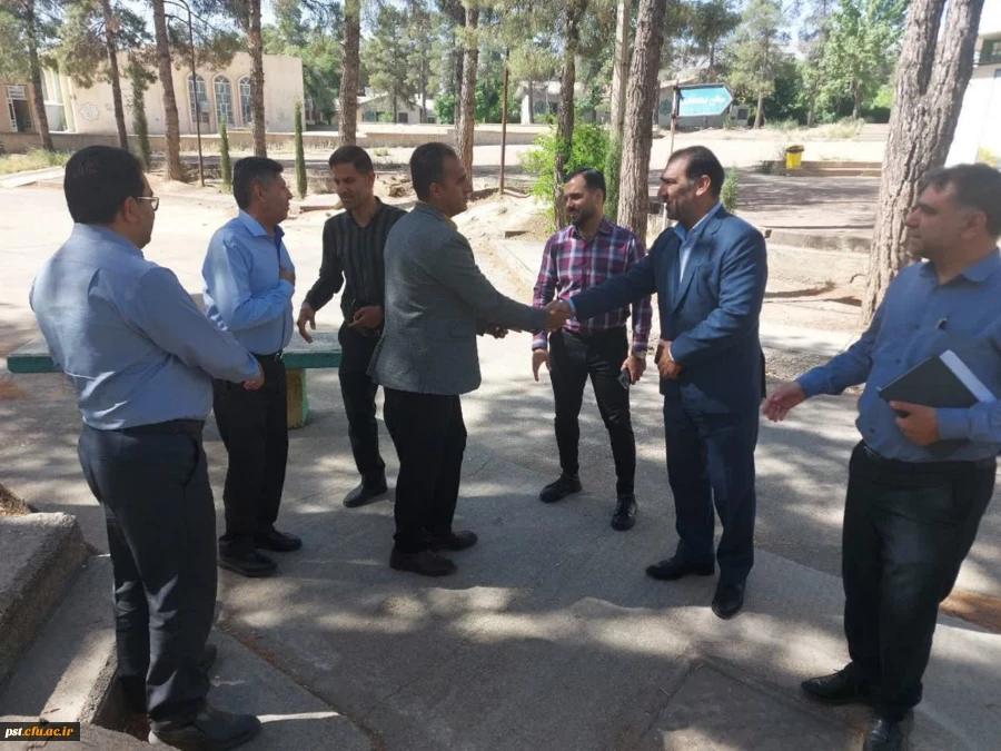 کارگاه آموزشی اکسل ویژه کارشناسان و کارشناس مسئولان در واحد شهید مطهری شیراز برگزار شد.
 8