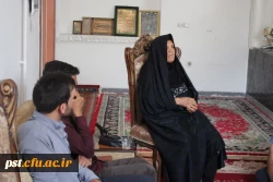دیدار اعضای ستاد شاهد و ایثارگران مرکز شهید مطهری شیراز با خانواده محترم شهید محمد هادی  5