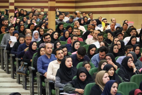 آیین افتتاحیه دوره چهار روزه توانمندسازی منابع انسانی با حضور سرگروه های آموزشی، کارشناسان، راهبران و مدیران دوره ابتدایی در دانشگاه فرهنگیان واحد شهید مطهری شیراز 5