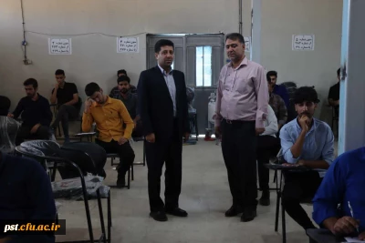 بازدید سرپرست دانشگاه فرهنگیان فارس از محل برگزاری امتحانات پایان ترم واحد شهید مطهری 