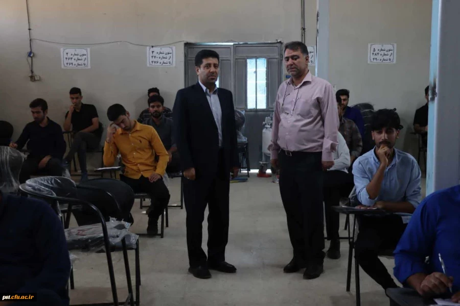 بازدید سرپرست دانشگاه فرهنگیان فارس از محل برگزاری امتحانات پایان ترم واحد شهید مطهری  2