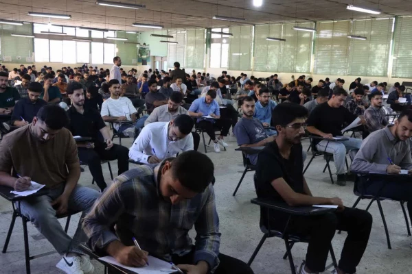 بازدید سرپرست دانشگاه فرهنگیان فارس از محل برگزاری امتحانات پایان ترم واحد شهید مطهری  7