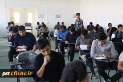 بازدید سرپرست دانشگاه فرهنگیان فارس از محل برگزاری امتحانات پایان ترم واحد شهید مطهری  11