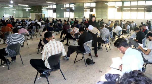 بازدید سرپرست دانشگاه فرهنگیان فارس از محل برگزاری امتحانات پایان ترم واحد شهید مطهری  12