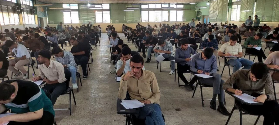 آغاز فرایند برگزاری امتحانات پایان ترم نیمسال دوم تحصیلی 1404_1403 در واحد دانشگاهی شهید مطهری شیراز  4