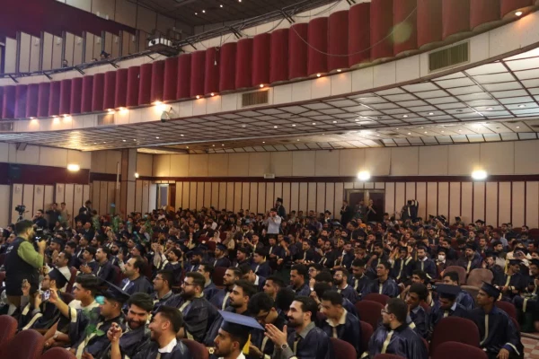 برگزاری مراسم آیین دانش آموختگی دانشجویان ورودی 1400 پردیس و واحدهای دانشگاهی برادران دانشگاه فرهنگیان فارس  17