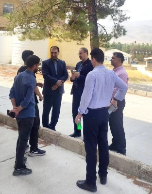 بازدید دکتر میر یونسی از واحد شهید مطهری شیراز در راستای آماده سازی برگزاری آزمون اصلح 7