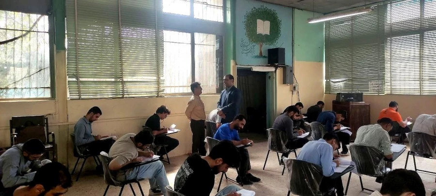 بازدید دکتر میر یونسی از واحد شهید مطهری شیراز در راستای آماده سازی برگزاری آزمون اصلح 9