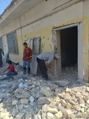 آماده سازی سراهای دانشجویی و آشپزخانه واحد شهید مطهری شیراز در آستانه سال تحصیلی جدید.
 4