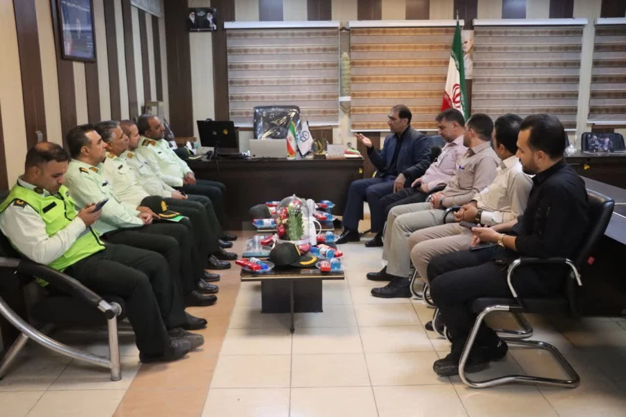 امنیت، آگاهی و مشارکت اجتماعی؛ فرماندهی انتظامی زرقان مهمان دانشگاه فرهنگیان شیراز در هفته ناجا 8