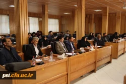 برگزاری نشست هم اندیشی سرپرست و برخی مسوولان دانشگاه فرهنگیان فارس با دبیران و اعضای شورای صنفی و رفاهی؛ تأکید بر ارتقاء سطح رفاهی و پیگیری مطالبات دانشجومعلمان 7