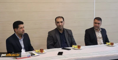  نشست صمیمی سرپرست دانشگاه فرهنگیان فارس با اساتید واحد شهید مطهری شیراز