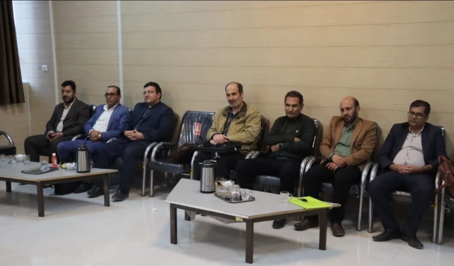  نشست صمیمی سرپرست دانشگاه فرهنگیان فارس با اساتید واحد شهید مطهری شیراز 5